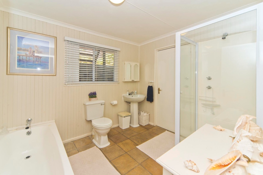 5 Bedroom Property for Sale in Knysna Heights Western Cape